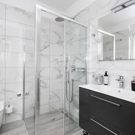 Relax With Jacuzzi *