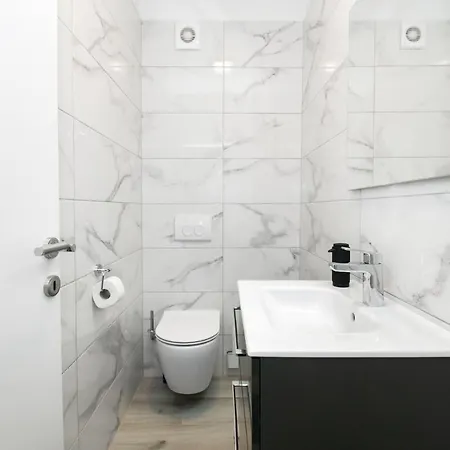 Relax With Jacuzzi Vila Vodice