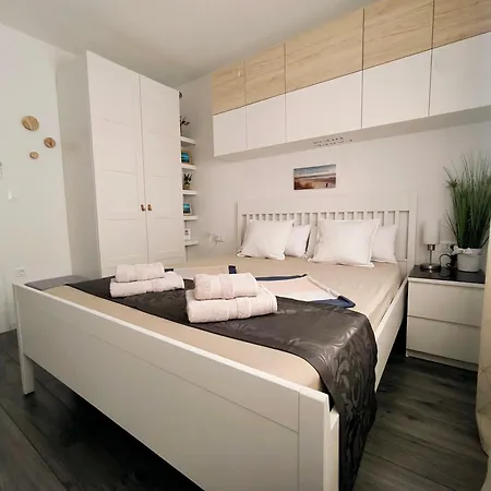 Relax With Jacuzzi Vodice