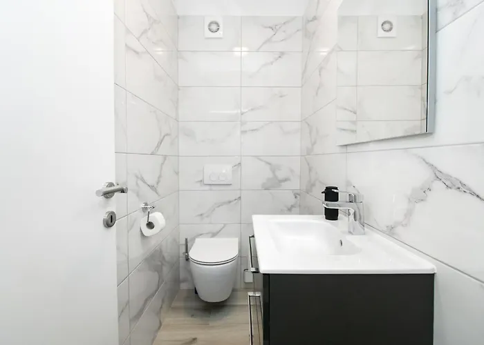 Relax With Jacuzzi וילה וודיצה