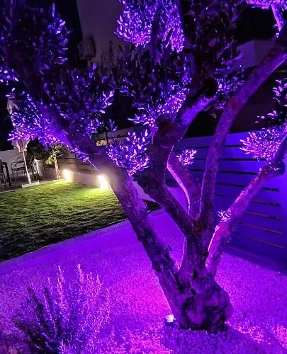 וילה Relax With Jacuzzi וודיצה