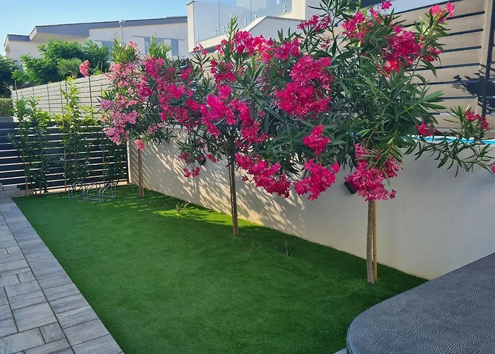 Villa Relax With Jacuzzi Vodice