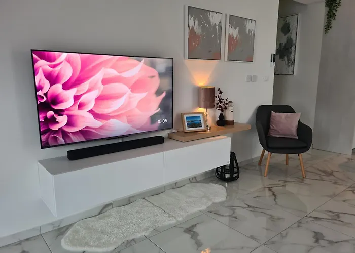 Relax With Jacuzzi וודיצה