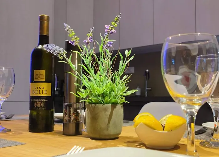 Relax With Jacuzzi וילה